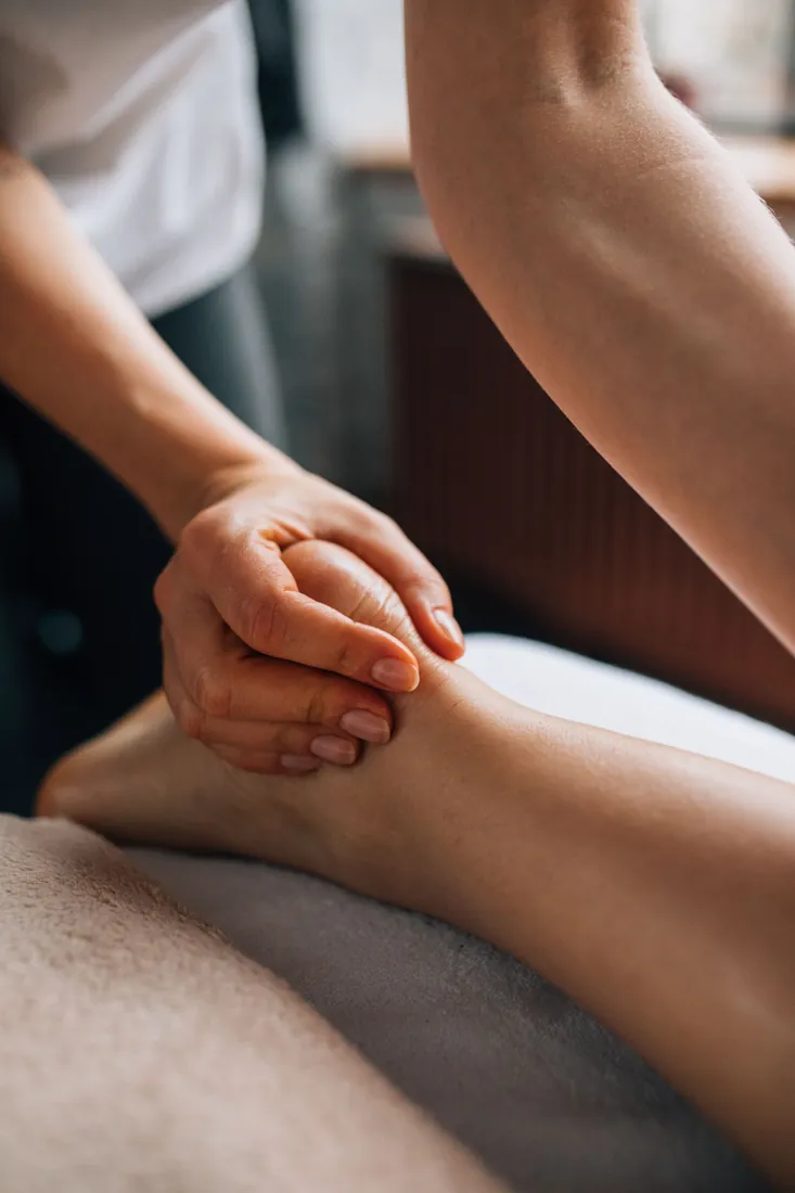 Konservative Lipödem-Therapie mit Lymphdrainage und Kompression in Düsseldorf